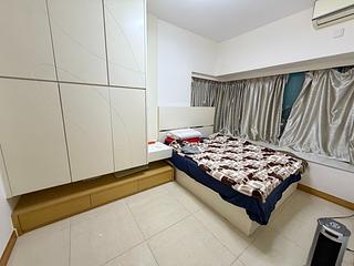 Tung Chung - Coastal Skyline Phase 3 La Rossa 14