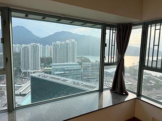 Tung Chung - Seaview Crescent Block 5 07