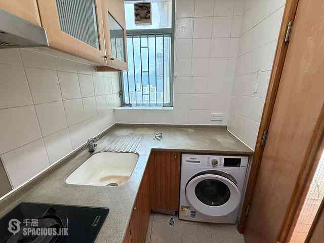 Tung Chung - Seaview Crescent Block 5 10
