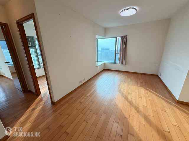 Tung Chung - Seaview Crescent Block 5 12