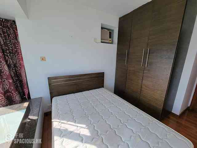 Tung Chung - Seaview Crescent 02
