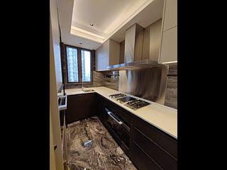 Ho Man Tin - 233 Prince Edward Road West 05