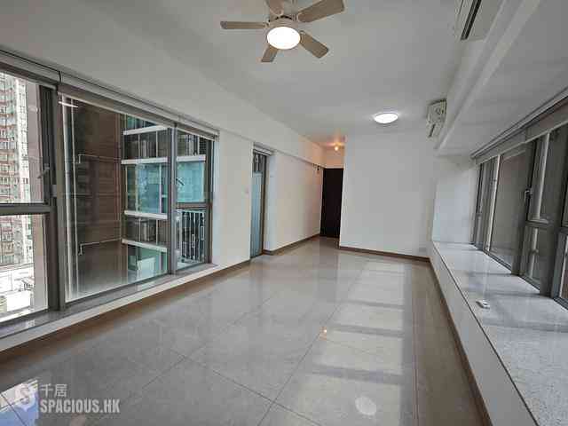 Causeway Bay - Diva 02