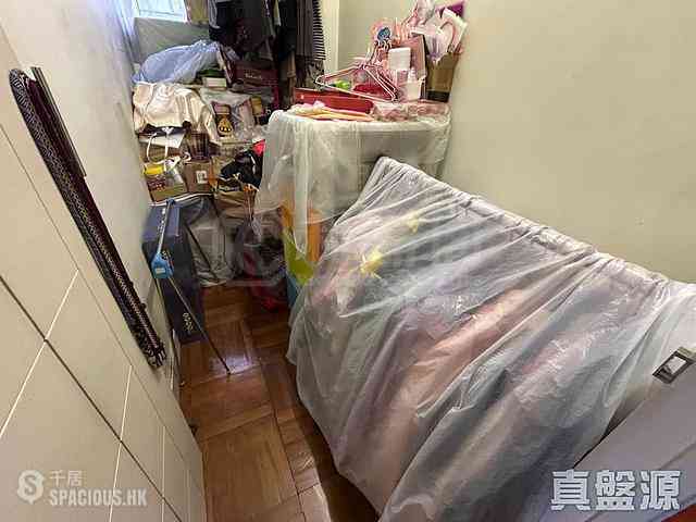 Tin Hau - Hing Hon Building 03