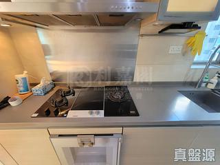 Yau Ma Tei - The Coronation Tower 2 08
