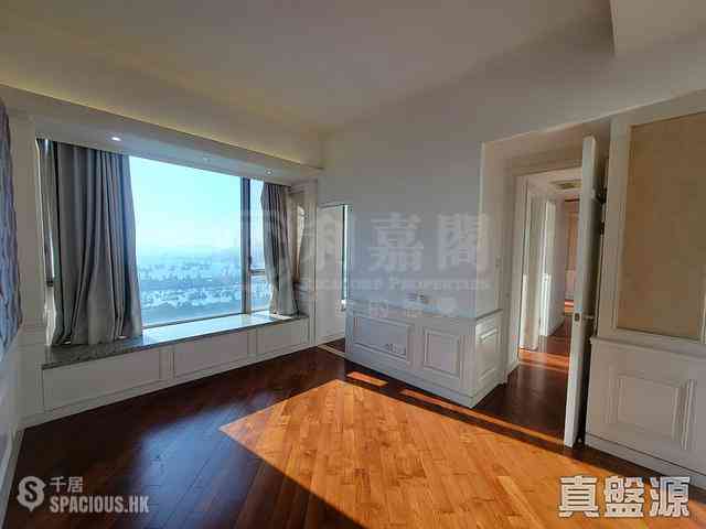 Yau Ma Tei - The Coronation Tower 2 06