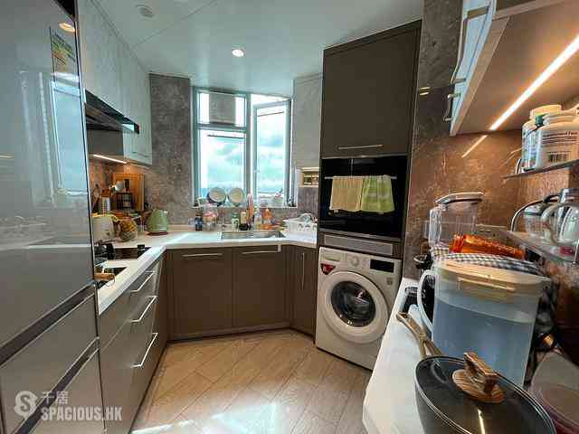 Tung Chung - Caribbean Coast Phase 1 Monterey Cove Tower 5 08