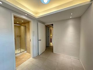Wan Chai - The Zenith Phase 1 Block 1 07