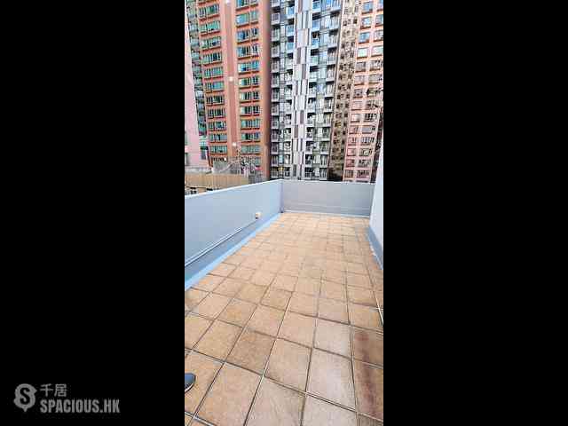 Sai Ying Pun - 35-37, High Street 01