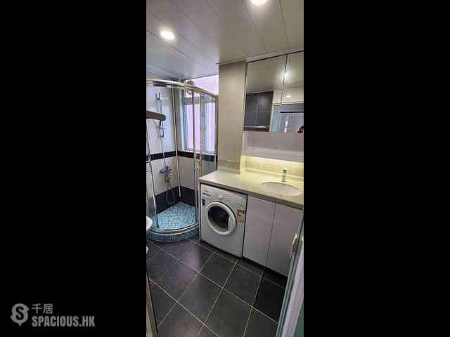 Sai Ying Pun - 35-37, High Street 05