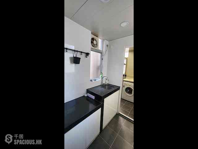Sai Ying Pun - 35-37, High Street 06