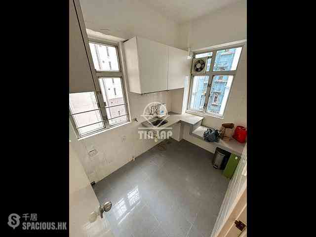 Sheung Wan - Szeto Lim Shek Mansion 03