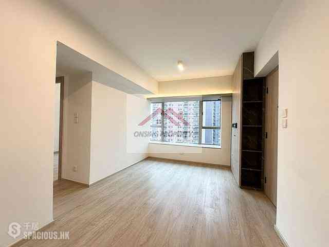 Mid Levels Central - Peach Blossom 01
