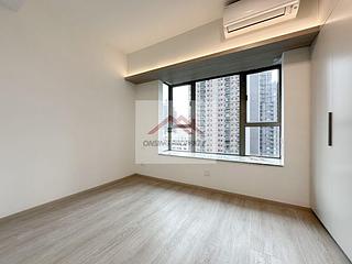 Mid Levels Central - Peach Blossom 06