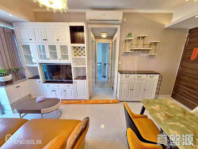Tseung Kwan O - Savannah Block 3B 02