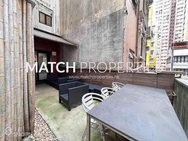 Poho - 32, Tung Street 01