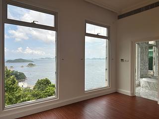 Repulse Bay - 110, Repulse Bay Road 06