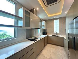 Repulse Bay - 110, Repulse Bay Road 07