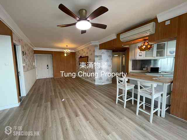 Tung Chung - Caribbean Coast Phase 2 Albany Cove Tower 6 01