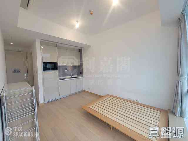 Tseung Kwan O - Monterey Block 3 03