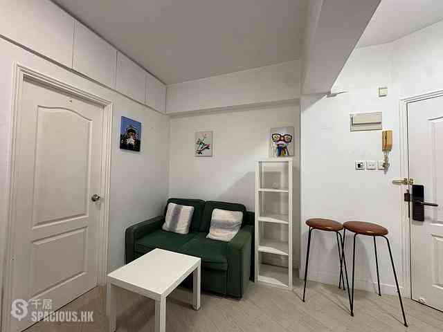 Mid Levels Central - 47A-47B, Caine Road 04