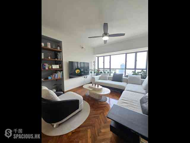 Mid Levels Central - The Grand Panorama 01