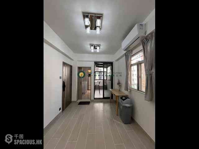 Sai Ying Pun - 35-37, High Street 01