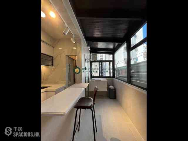 Sai Ying Pun - 35-37, High Street 03