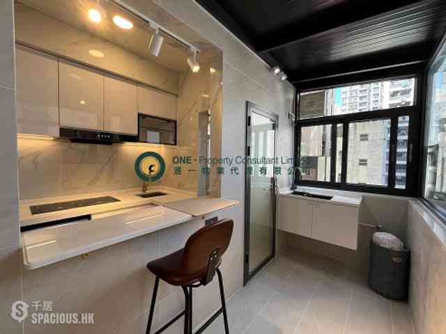 Sai Ying Pun - 35-37, High Street 04