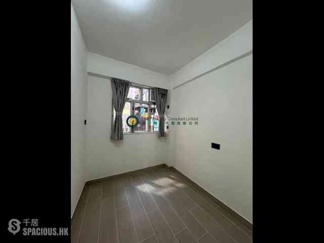 Sai Ying Pun - 35-37, High Street 07