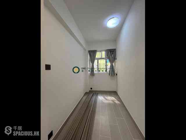 Sai Ying Pun - 35-37, High Street 08