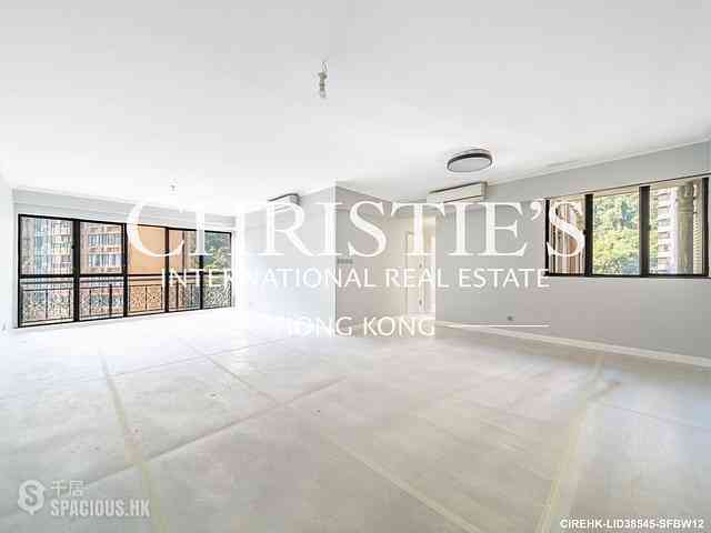 Mid Levels Central - Clovelly Court 01