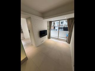 Sai Ying Pun - Highlight House 02
