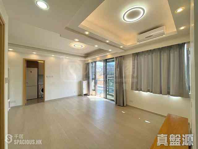Tseung Kwan O - The Papillons Block 1 02