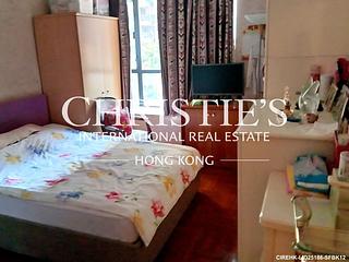 Mid Levels Central - Elegant Terrace 05