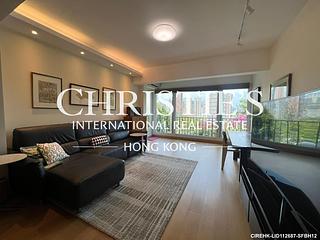 Tai Hang - Swiss Towers 04