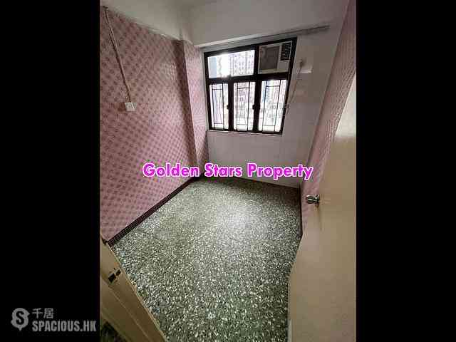 Sai Ying Pun - 56, Second Street 03