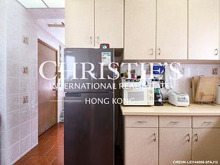 Pok Fu Lam - La Clare Mansion 11