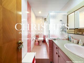 Pok Fu Lam - La Clare Mansion 12
