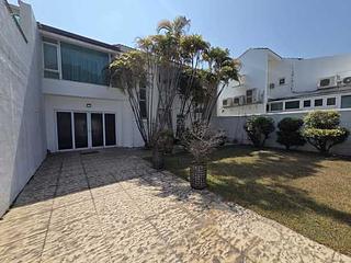 Discovery Bay - Headland Drive 11