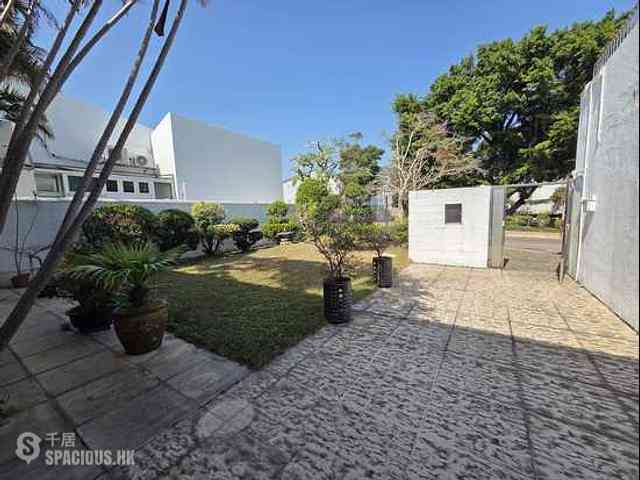 Discovery Bay - Discovery Bay Phase 1 Beach Village Headland Drive 13