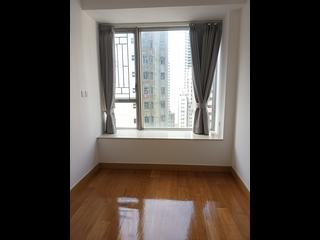 Sai Ying Pun - Island Crest Block 2 07