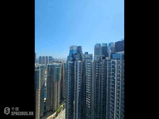 Tai Kok Tsui - The Long Beach 02