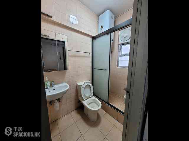 Wan Chai - Gold Harbour Mansion 09