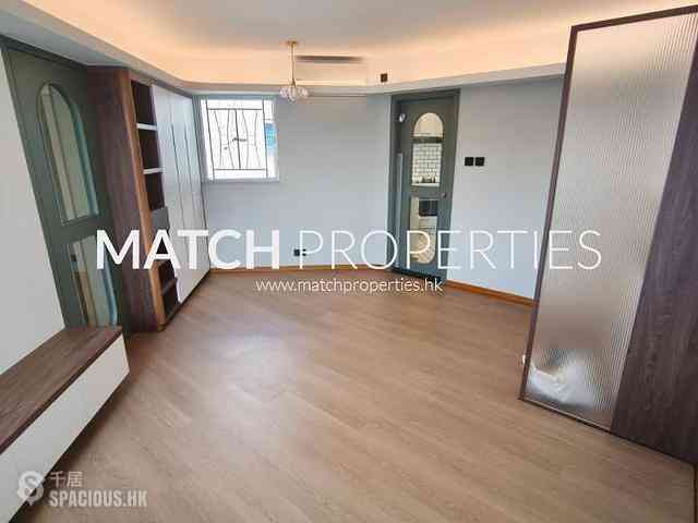 Ap Lei Chau - South Horizons Phase 1 Hoi Ngar Court (Block 3) 03