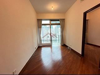 Wan Chai - The Avenue Phase 2 Block 3 02
