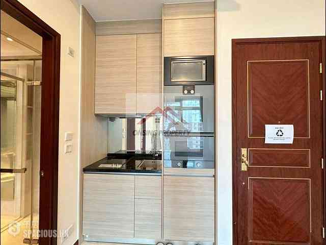 Wan Chai - The Avenue Phase 2 Block 3 03