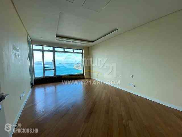 Repulse Bay - The Lily Block 2 06