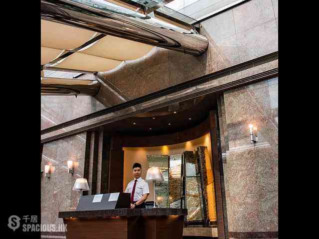 Wan Chai - Convention Plaza Apartments 14