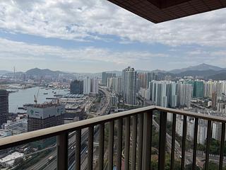 Tai Kok Tsui - Harbour Green Tower 3 04